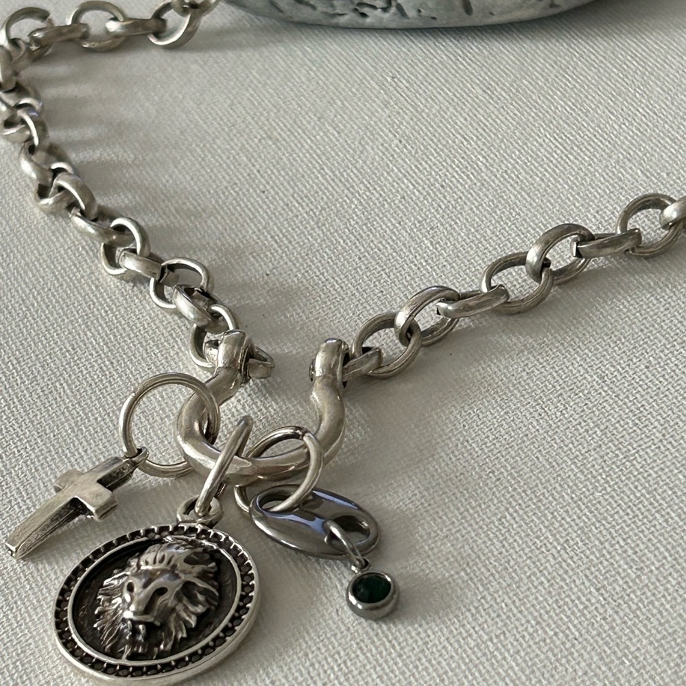 Silver Charm Necklace with Lion and Cross Pendants - Picture 4 of 10